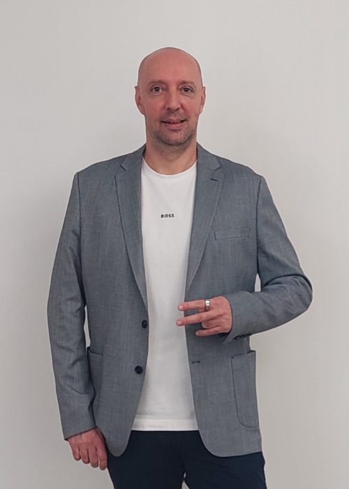 Profile pic LN manjša